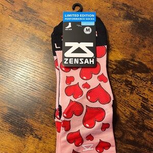 Zensah Limited Edition Valentine’s Heart Socks NWT Medium